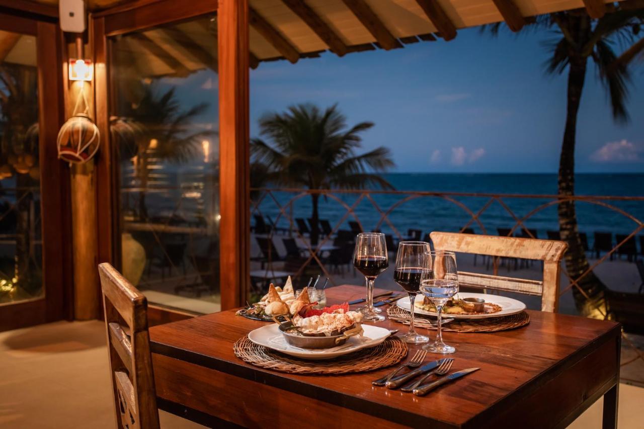 La Torre Resort All Inclusive Porto Seguro Exteriér fotografie A restaurant at the resort