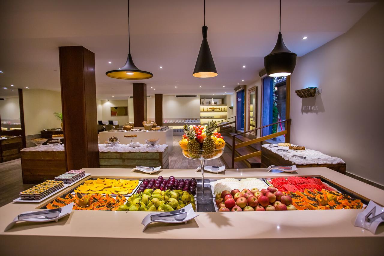 La Torre Resort All Inclusive Porto Seguro Exteriér fotografie The buffet at the hotel